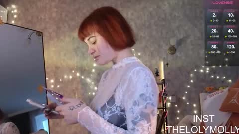 Snapshot of lolymolli chatting on 18, 12, 2025 Molli online show from 18, 12, 2025