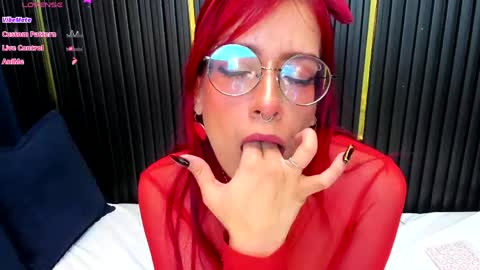 lolyyunno online show from 15, 4, 2026