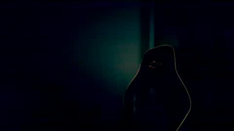 london_man1988 online show from 11, 12, 2024