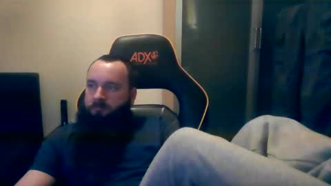 london_man1988 online show from 26, 1, 2025