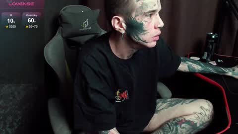 Chris online show from 2, 11, 2025