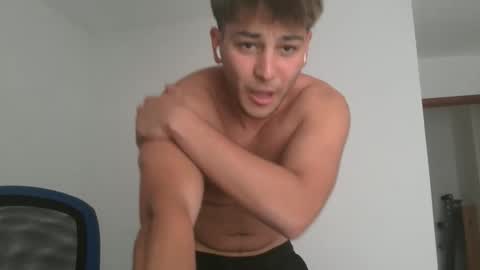 Snapshot of loned1ck chatting on 10, 5, 2026 loned1ck online show from 10, 5, 2026