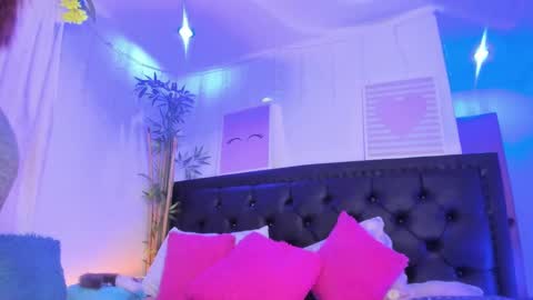 Snapshot of lonely_shewolf chatting on 8, 1, 2025 Jennifer online show from 8, 1, 2025