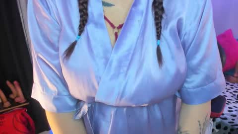 Snapshot of lonely_shewolf chatting on 19, 9, 2025 Jennifer online show from 19, 9, 2025