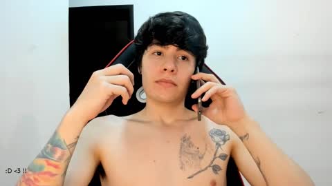 Snapshot of lonelyhotboy0 chatting on 8, 3, 2025 Kevin online show from 8, 3, 2025