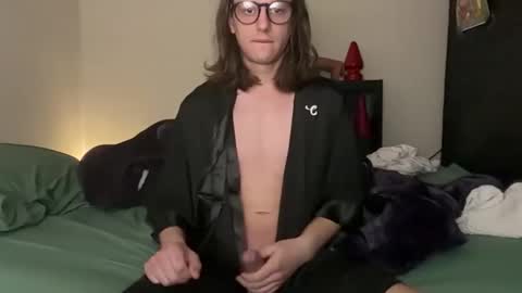 Snapshot of longdickelijah chatting on 5, 5, 2026 longdickelijah online show from 5, 5, 2026
