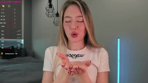 Eva online show from 20, 2, 2025