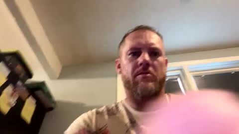 Snapshot of longstrokin8869 chatting on 24, 4, 2026 Bradsobad88 online show from 24, 4, 2026