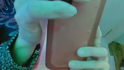 Londoncashmere69  online show from 6, 12, 2024