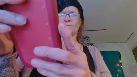 Londoncashmere69  online show from 8, 12, 2024