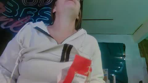 Londoncashmere69  online show from 17, 12, 2024