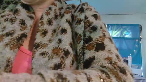 Londoncashmere69  online show from 2, 2, 2025