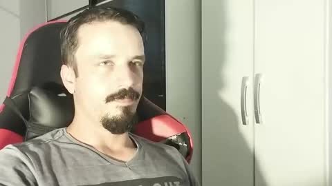 Lucas online show from 1, 1, 2025