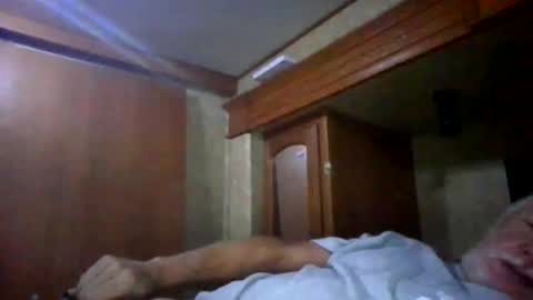 Snapshot of lookingagain181 chatting on 11, 9, 2025 lookingagain181 online show from 11, 9, 2025