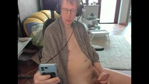 Snapshot of loomie chatting on 20, 3, 2026 loomie online show from 20, 3, 2026