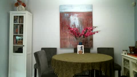 Snapshot of loop102 chatting on 15, 1, 2026 loop102 online show from 15, 1, 2026