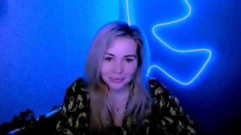 Lora online show from 5, 3, 2026