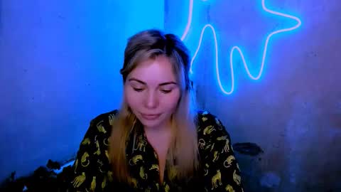 Lora online show from 11, 3, 2026