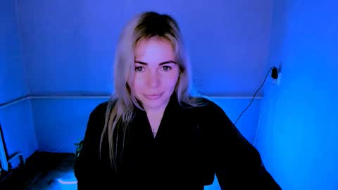 Lora online show from 27, 3, 2026