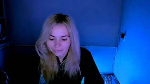 Lora online show from 22, 4, 2026