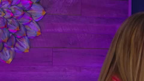 Lora online show from 19, 2, 2026