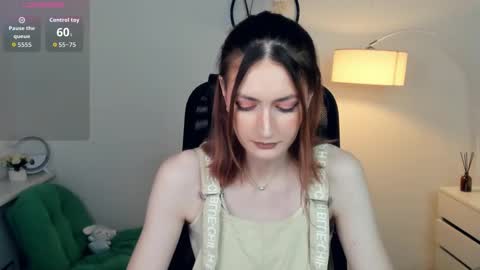 Snapshot of loradimmick chatting on 28, 11, 2025 Lora online show from 28, 11, 2025