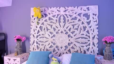 loraineblake online show from 3, 2, 2026