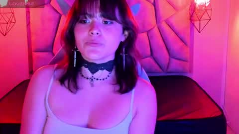   online show from 10, 3, 2025