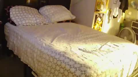 Snapshot of lordcoldfinger chatting on 4, 12, 2025 lordcoldfinger online show from 4, 12, 2025