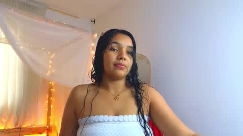 Snapshot of loreaniss chatting on 28, 9, 2025 loreanis online show from 28, 9, 2025