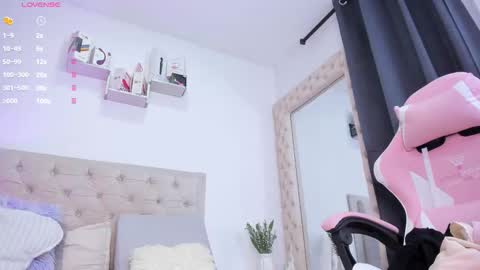 Snapshot of lorennahernandez chatting on 10, 10, 2025 Lorena online show from 10, 10, 2025