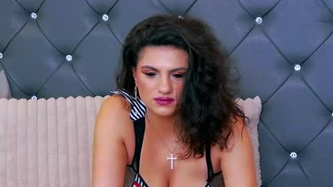 Lorenne Mays online show from 7, 2, 2026