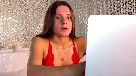 Chloe for Fan BlackHole online show from 5, 10, 2025