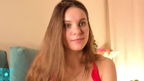 Chloe for Fan BlackHole online show from 5, 12, 2025