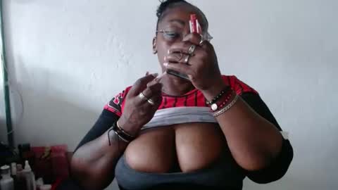 loretybighot online show from 27, 2, 2025