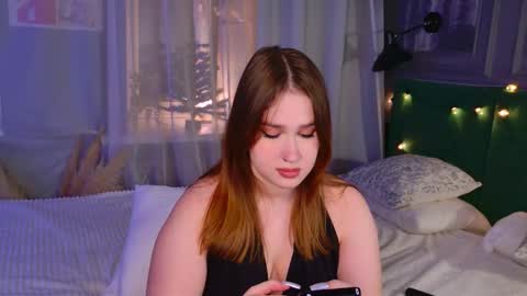 Snapshot of lori_mason chatting on 17, 12, 2025 Lori online show from 17, 12, 2025