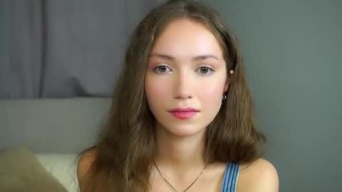 Snapshot of loriamarzinske chatting on 13, 9, 2025 Naomi online show from 13, 9, 2025