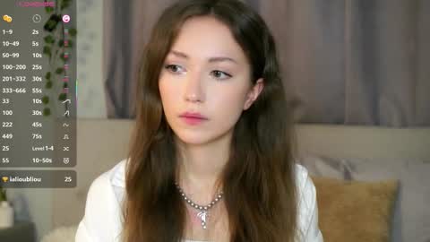 Snapshot of loriamarzinske chatting on 11, 10, 2025 Naomi online show from 11, 10, 2025