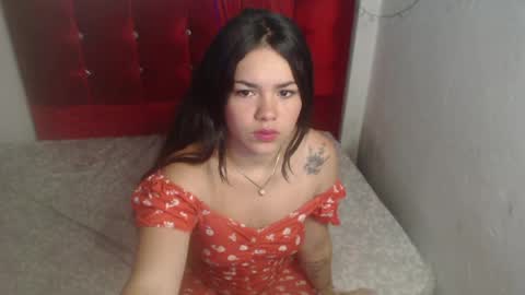 loriiiany online show from 4, 4, 2026