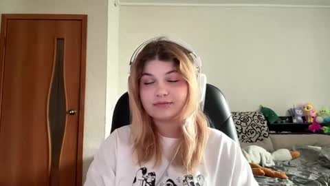 Stasha online show from 19, 6, 2026
