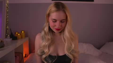 Snapshot of lorrie_love_story chatting on 23, 5, 2026 Lorrie online show from 23, 5, 2026