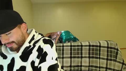 Snapshot of los_juanes chatting on 9, 10, 2025 JUAN  JUAN online show from 9, 10, 2025