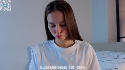 Snapshot of lost_mymind chatting on 14, 11, 2025 Jess online show from 14, 11, 2025