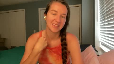 Snapshot of lothlori chatting on 22, 4, 2026 lothlori online show from 22, 4, 2026