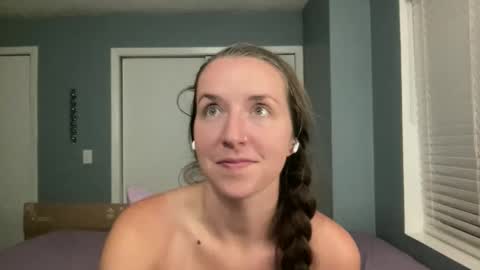 Snapshot of lothlori chatting on 16, 5, 2026 lothlori online show from 16, 5, 2026