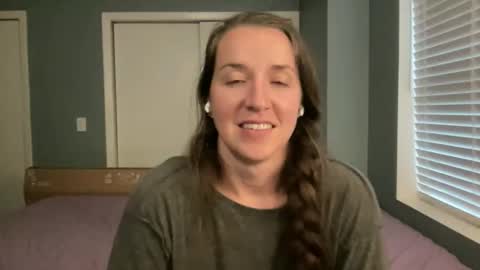 Snapshot of lothlori chatting on 17, 5, 2026 lothlori online show from 17, 5, 2026