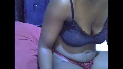 lotty_lavilla online show from 10, 1, 2026