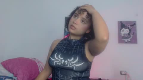 lou_cuteee online show from 16, 2, 2025