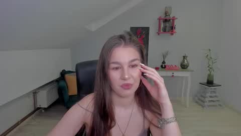 Snapshot of louannahart chatting on 23, 2, 2026 louannahart online show from 23, 2, 2026