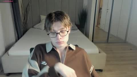 louie_evans online show from 11, 11, 2025